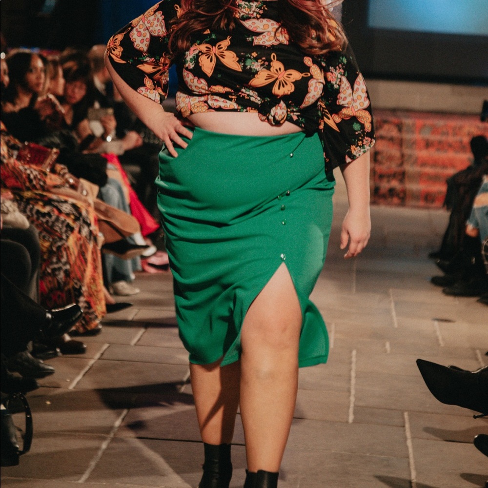NYCC KELLY GREEN PENCIL SKIRT